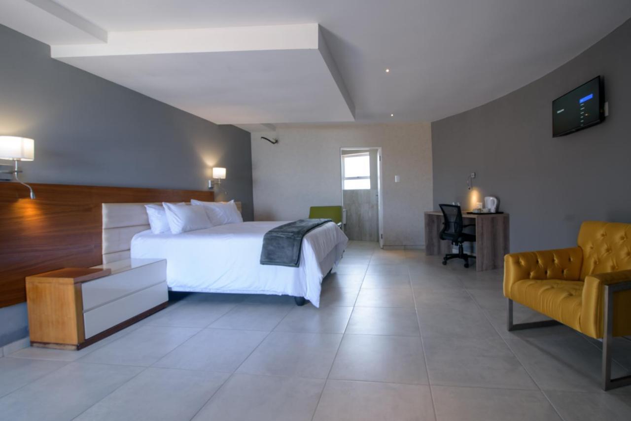 Green Fields Hotel, Кофи Бей Екстериор снимка